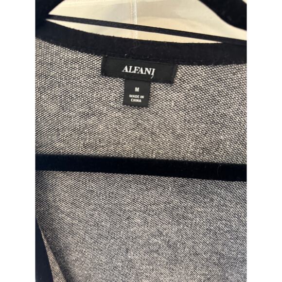 Alfani Sweater Open Front Angled Front Hem 3/4 Sleeve Gray W/ Black Trim - Picture 4 of 4